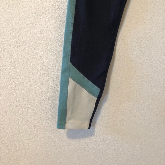 Beyond Yoga True Colorblock High Waist 7/8 Legging - Picture 5 of 9